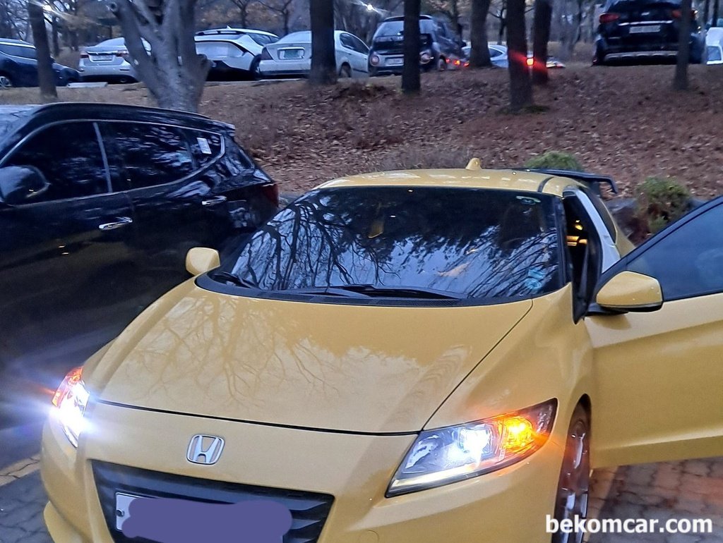 혼다 CRZ 하이브리드, 참 멋있다.|베콤카 (bekomcar.com)