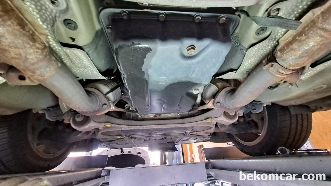 오일팬 미션 및 연결부분 등의 누유여부 검진|贝科姆汽车 (bekomcar)