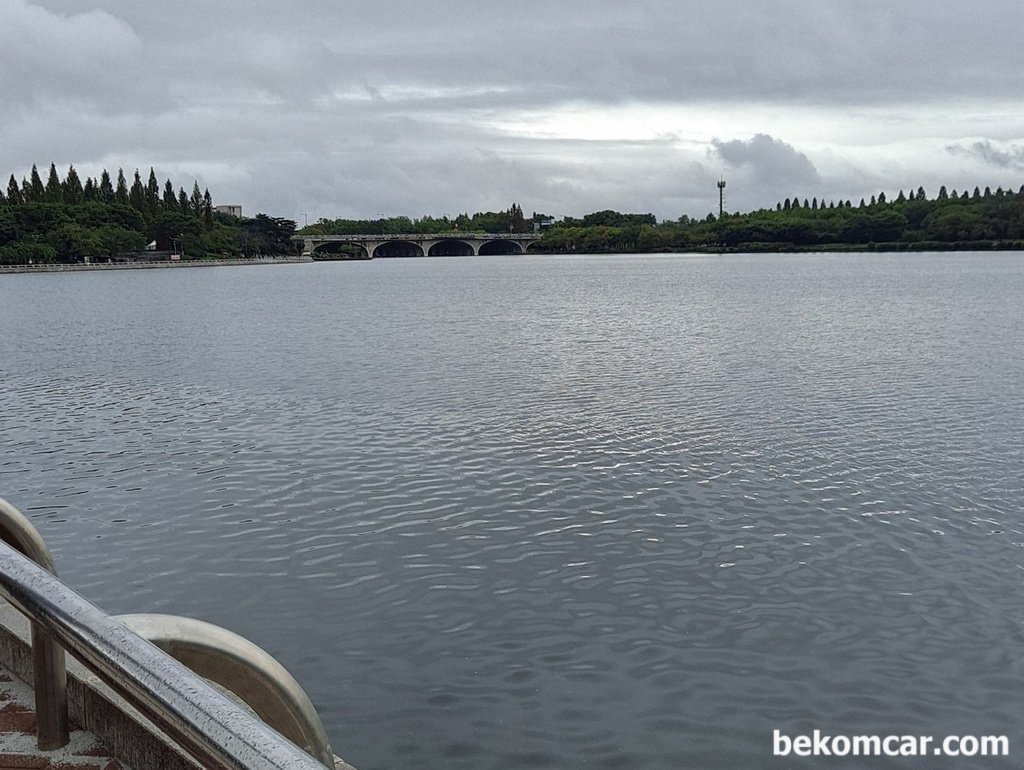 今天下午晚些时候在湖滨公园慢跑后的照片|贝科姆汽车 (bekomcar)