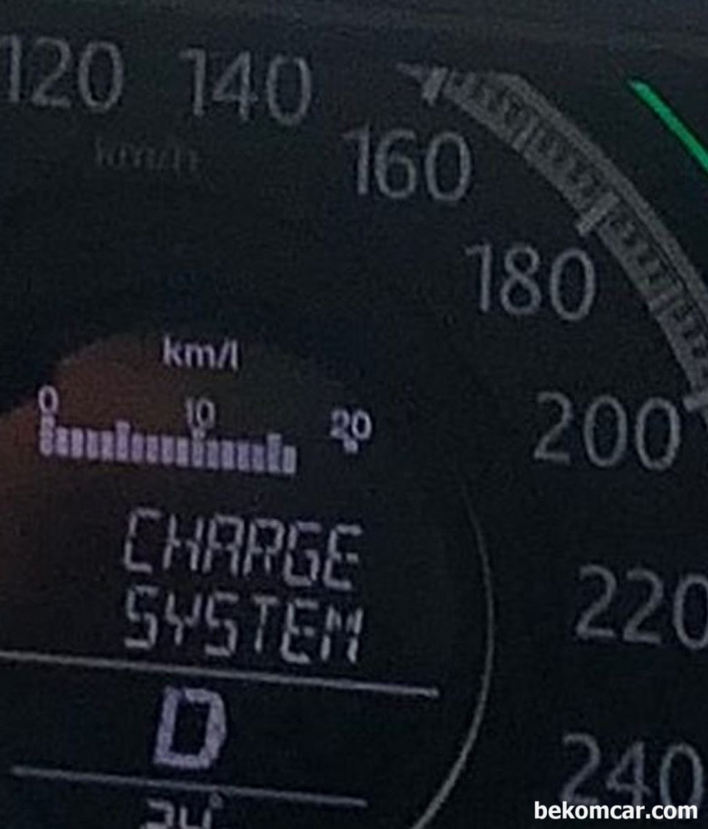 Honda Accord 9th generation shows 'CHECK CHARGE' warning, what should I do?|bekomcar.com