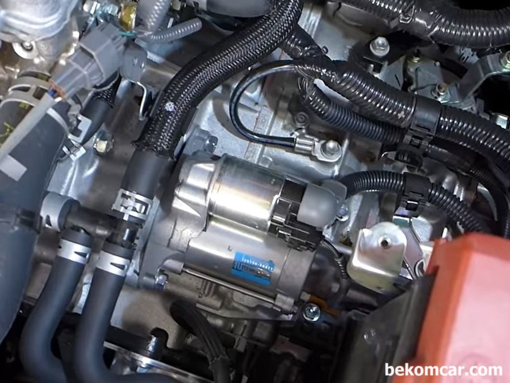 도요타 캠리 2.5L 2012~2014년 스타트모터 교환|베콤카 (bekomcar.com)