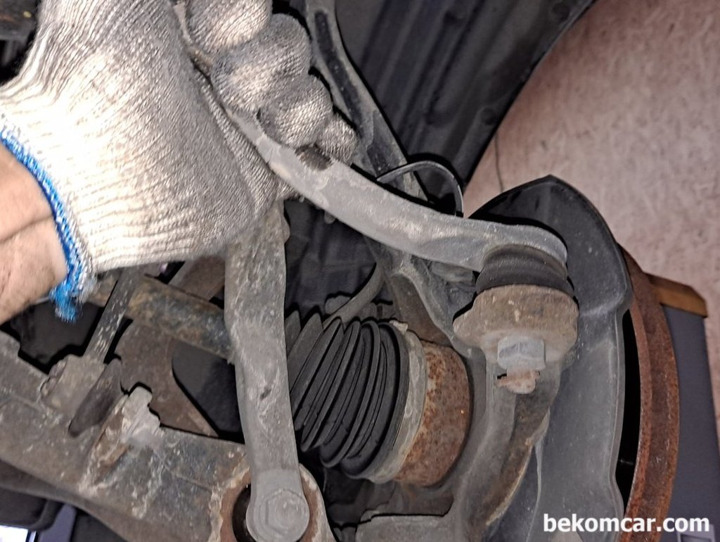 베콤카 검진, 어코드 하체 점검중 타이로드 상태진단|贝科姆汽车 (bekomcar)