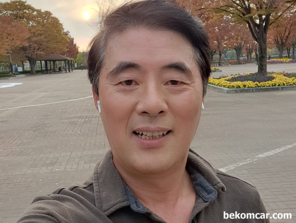 일산호수공원 산책길이다. 오늘도 달린다.|بيكومكار  (bekomcar)