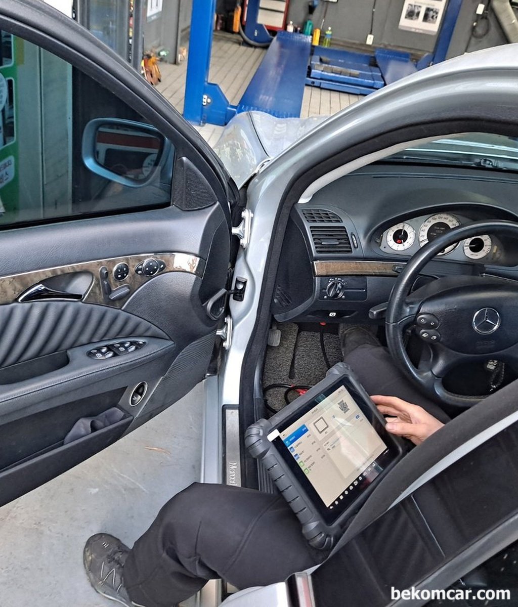 W211 E200K P0171 희박 System Lean 고장코드가 떠서 진공호스 교환등 했는데도여전히 고장코드가 떠서 스트레스 입니다.|bekomcar.com