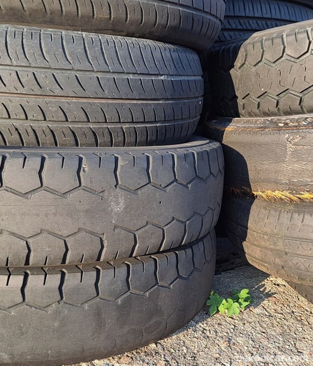 عدة أنواع من أمثلة تآكل الإطارات والأسباب المحتملة|بيكومكار  (bekomcar)
