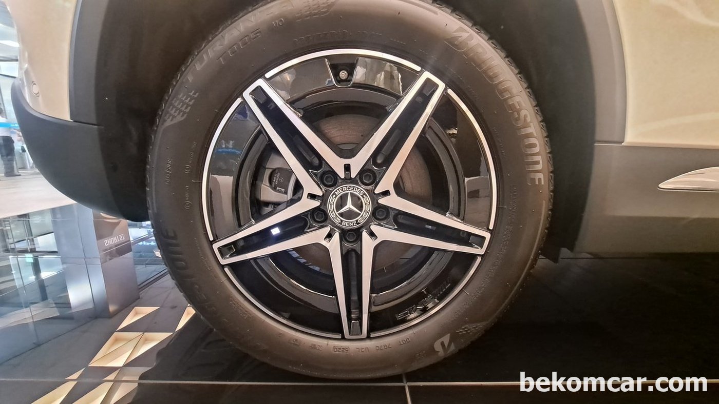 벤츠 전기차 EQA 250 휠과 바퀴이다. 그냥 평범한것 같다.|贝科姆汽车 (bekomcar)