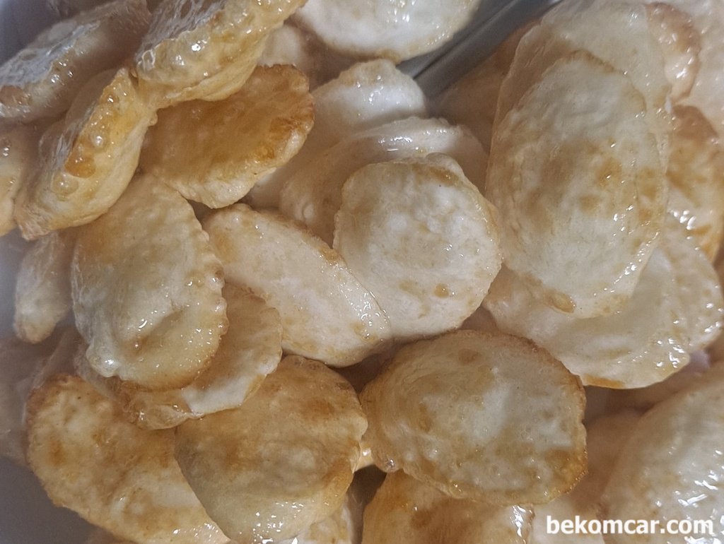 뭔지 몰라도 집에서 만든 맛있는 과자 음식이다.|贝科姆汽车 (bekomcar)