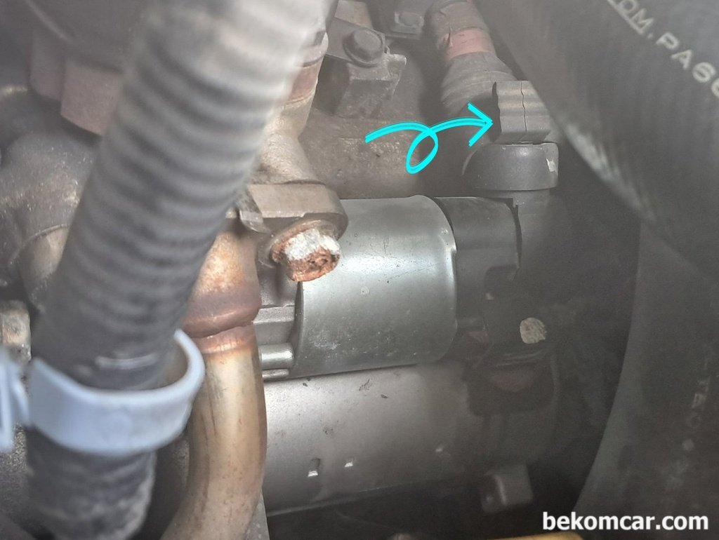 시동모터 b+단자는 절연부츠로 잘 덥어져 있어야|베콤카 (bekomcar.com)