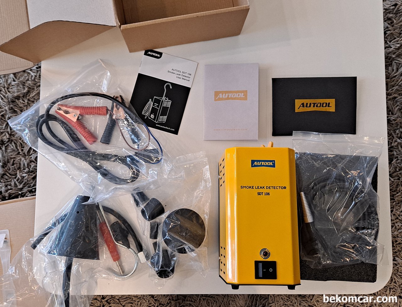 AUTOOL SDT 106, 도둑공기 누설테스터기, AUTOOL SDT 106. 진단기 연료보정값 고장코드 P0171 (희박, Lean) 나 P0172 (농후, Rich)인경우 스모크테스트 (공기누설테스터기) 이다.|베콤카 (bekomcar.com)
