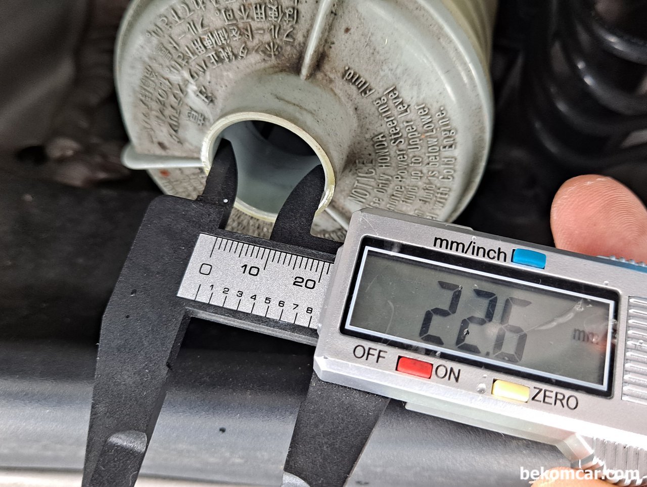 혼다 파워스티어링 통 입구 외경 26.9mm 정도, 혼다 파워스티어링 통 입구 외경 26.9mm 정도 내경은 22.6mm정도이다.|베콤카 (bekomcar.com)