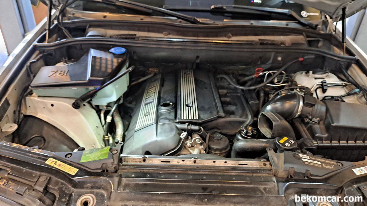 BMW E53 330I M54엔진 P0134 DTC, BMW 인라인6기통 자연흡기 E53 330I M54엔진 이다. 대충 10군데 정도의 예방정비가 필요한 엔진이다.|ベコムカー (bekomcar)