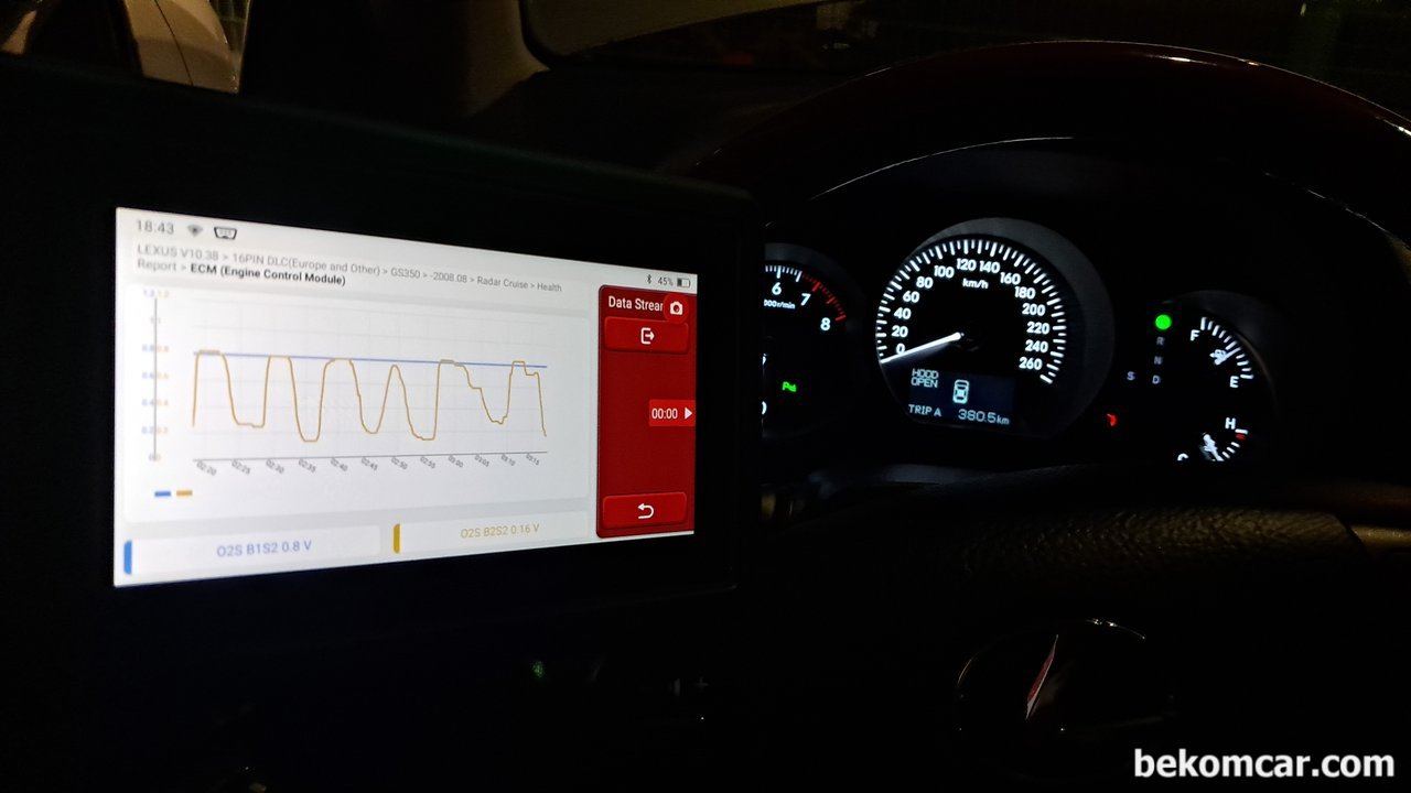 2007 렉서스 GS350, P0430촉매고장 진단정비, 촉매효율저하 확인과정이다. 4~5가지 방법으로 크로스 체크하여 진짜촉매 이슈인지 재 검증하는 진단 절차이다. 초기 촉매효율저하가 사실상 여러측면검토 결과 확정적이다. 다만 촉매효율저하 초기 상태인점이 다행이다. 2007 렉서스 GS350 건강검진 및 맞춤식정비 사례이다.|베콤카 (bekomcar.com)