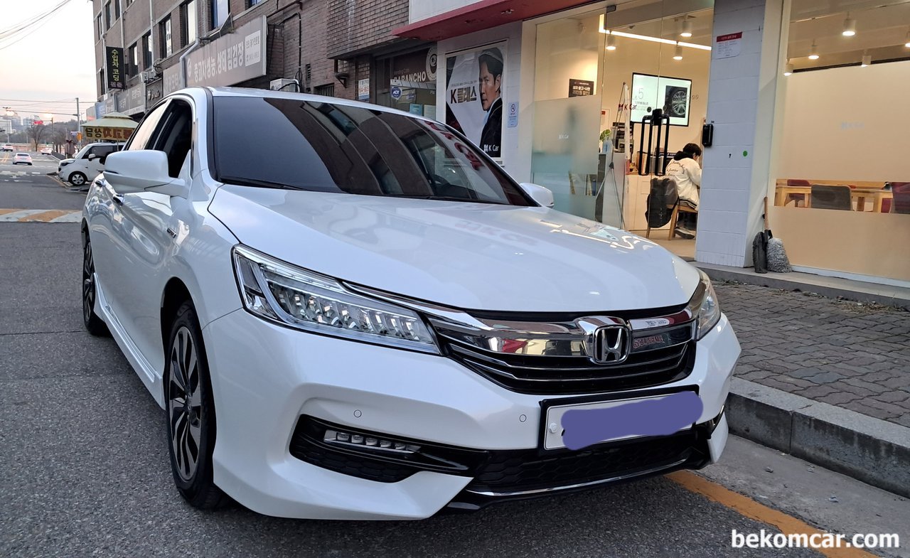 강남중고차매매단지 직영중고차 K Car, 혼다 어코드 하이브리드 9세대 구매완료, 강남중고차매매단지 직영중고차 K Car, 혼다 어코드 하이브리드 9세대 구매동행하여 점검을 했다. 결론적으로 구매로 이어졌고 기분좋게 구매점검 및 차량이전이 마무리 되었다. 베콤카는 차별화된 중고차구매 점검 서비스를 제공한다.|베콤카 (bekomcar.com)